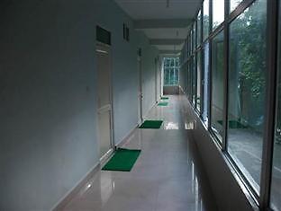 Staywell Hotel Dharamszala Kültér fotó